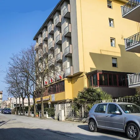 Orizzonti Hotell 3*
